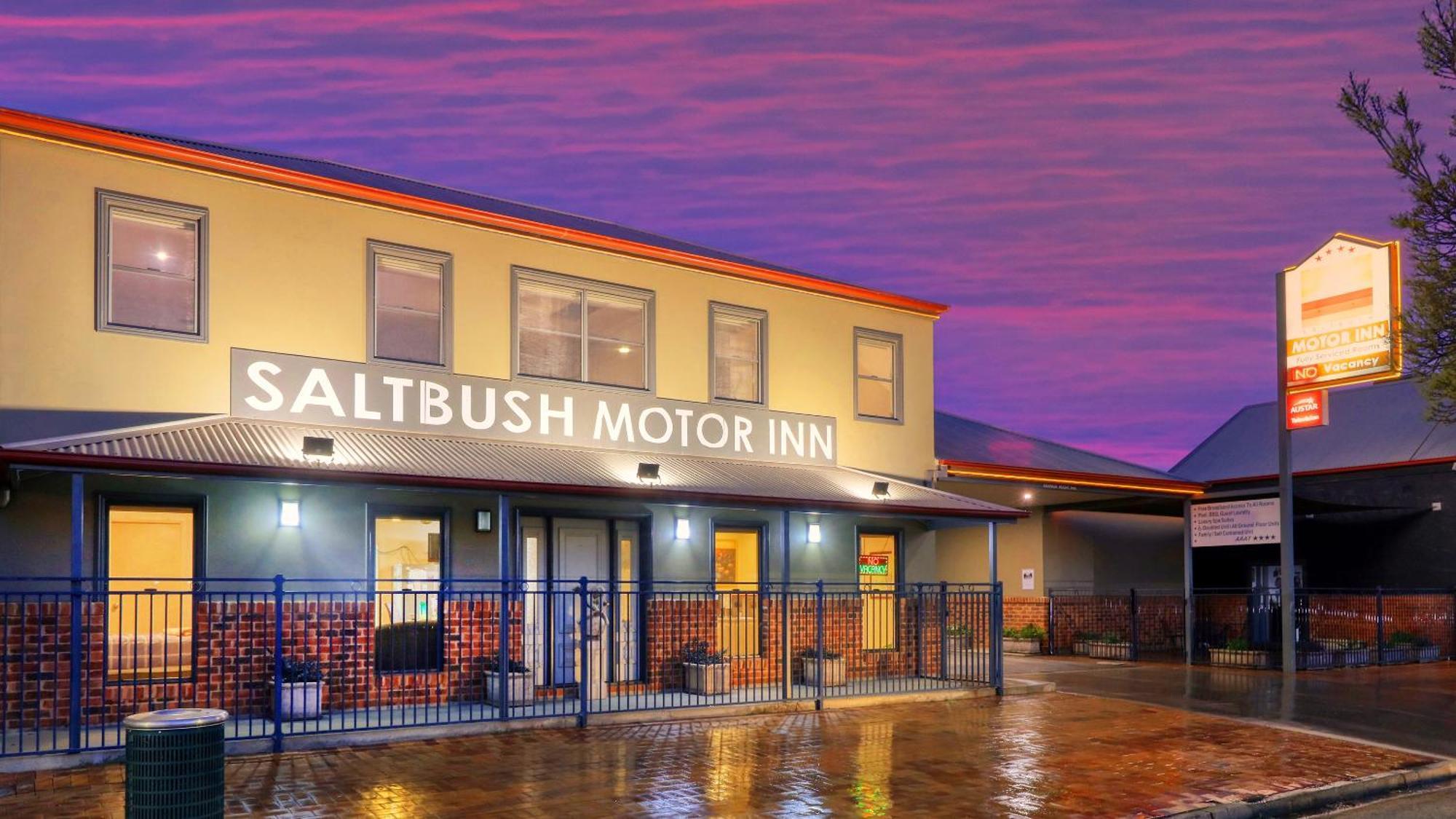The Saltbush Motor Inn Hay Kültér fotó